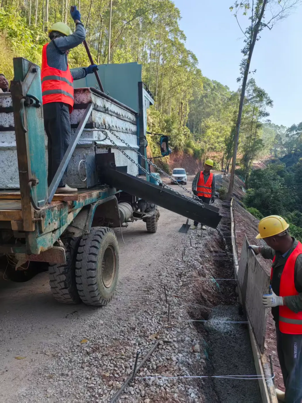 广西国有林区森林防火道路案例